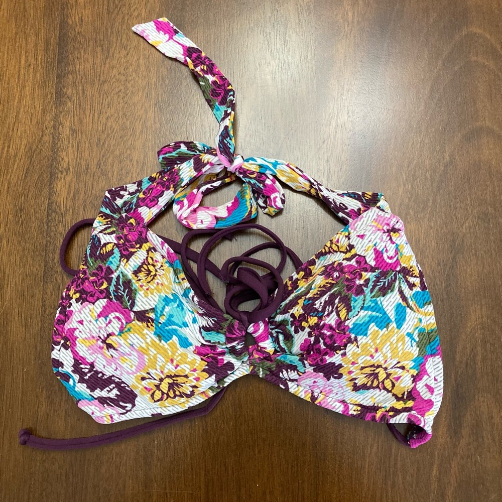 Mossimo Purple and White Floral Bikini Top Small